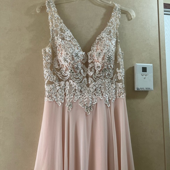 Ellie Wilde Prom Dress. $200 OBO. Size 8. Only worn once. Paid $450 originally. - Picture 5 of 10